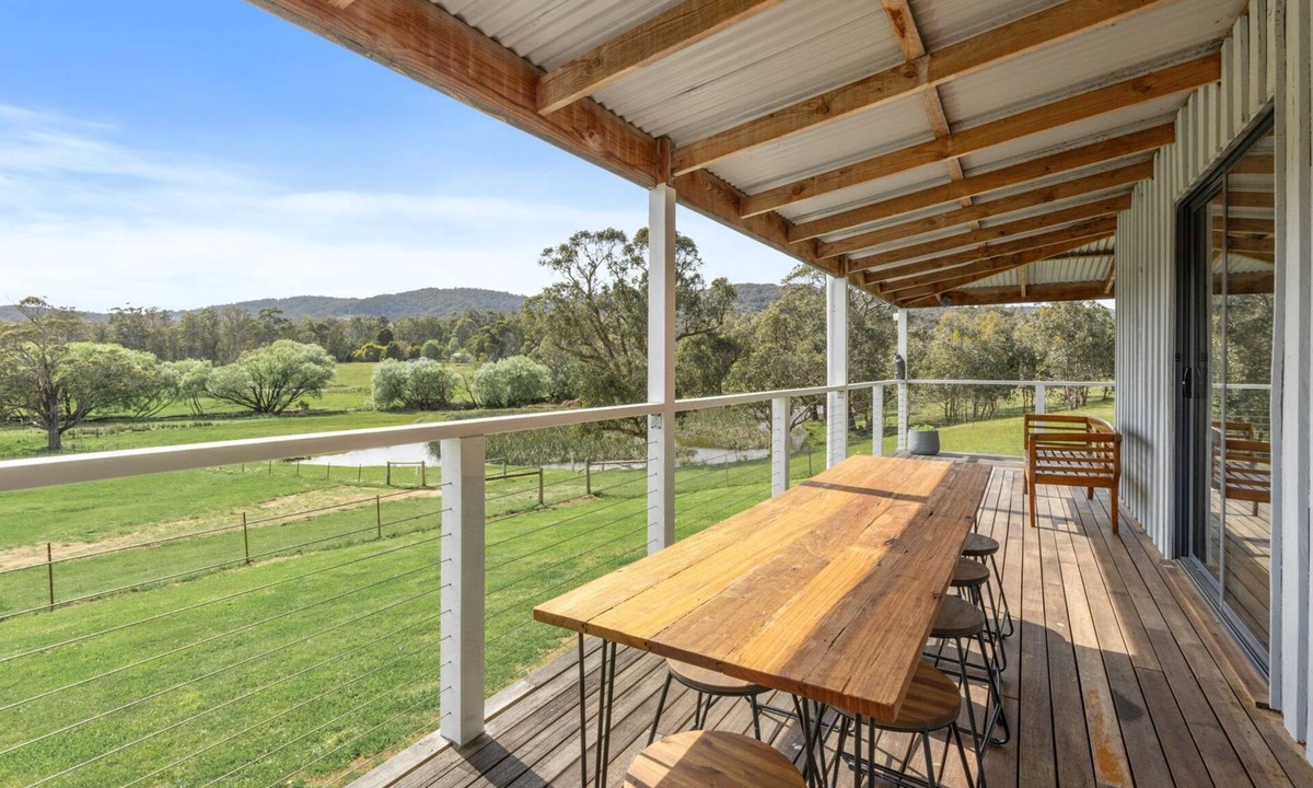 Tolmie House | Kelly Creek Farm - Tolmie - Sleeps 10