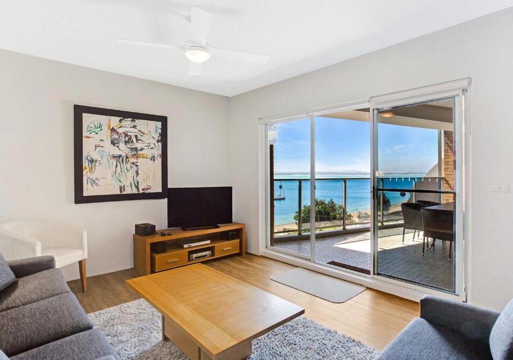 Nelson Bay Apartment | Kiah 10, 53 Victoria Parade - Stunning Views, Aircon and Close to the Marina
