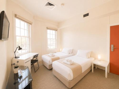 Melbourne Central Business District House | King St - Affordable Central City Room