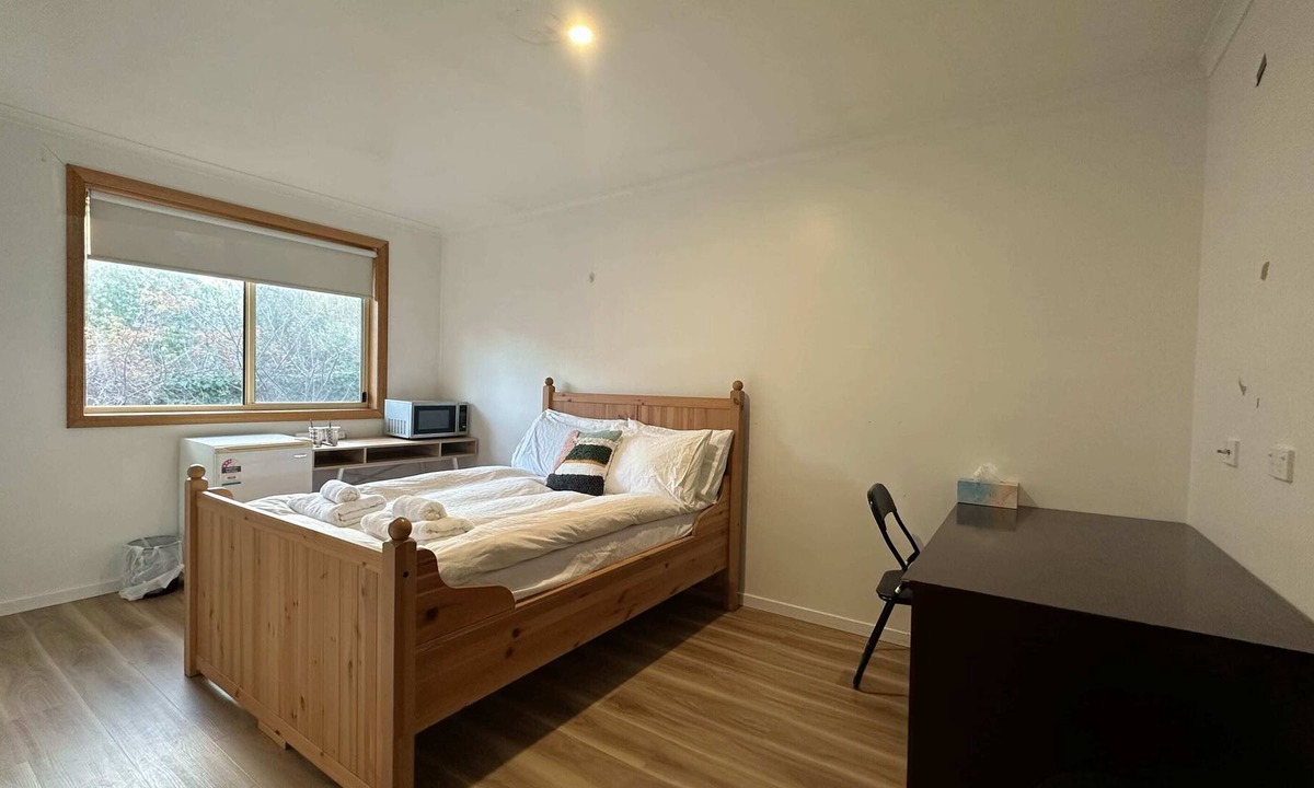 Sandy Bay Apartment | Knowledge Lodge, cozy studio apartment 1