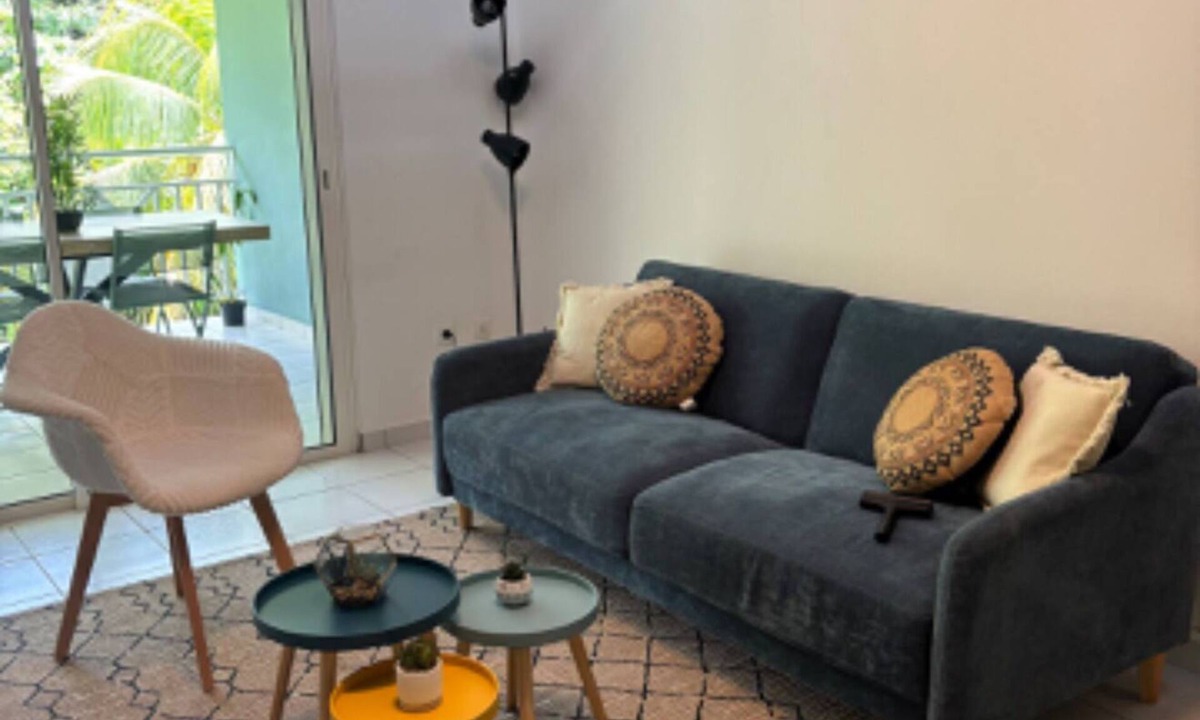 Remire Montjoly Apartment | La canope - T2 apartment with private jacuzzi