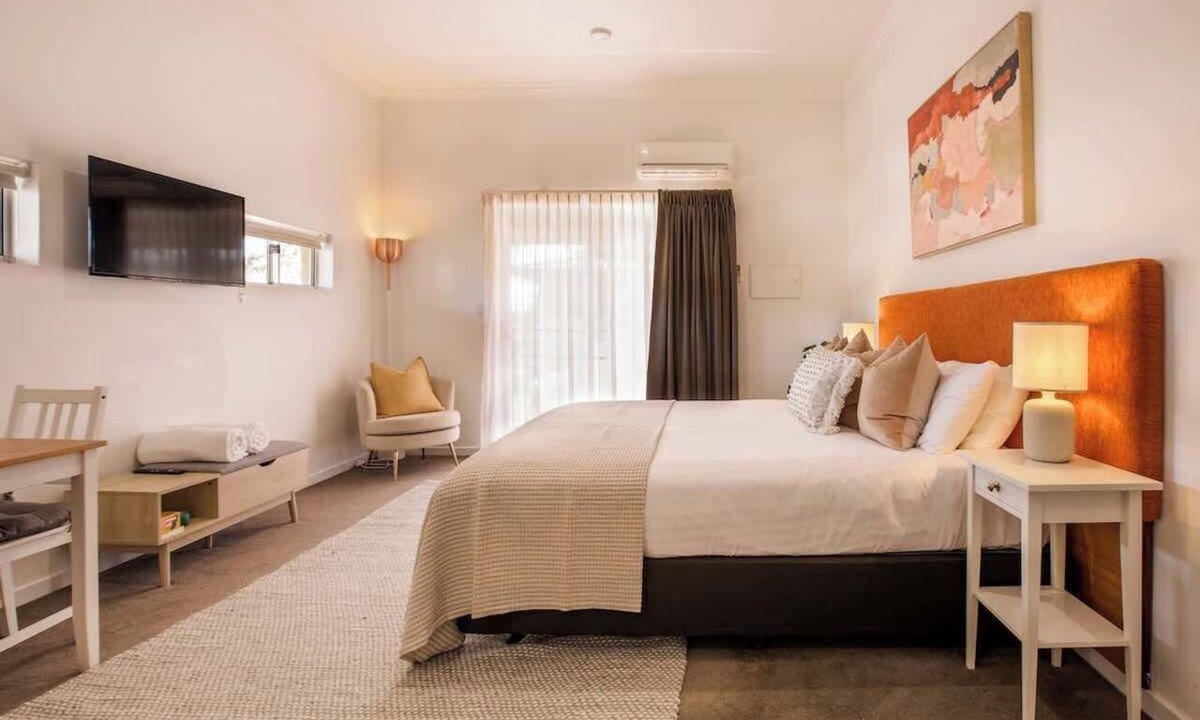 Margaret River Apartment | Lana Unit 31 Studio Apartment in central town