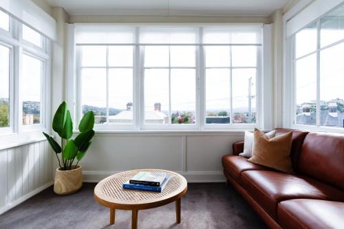 Launceston CBD House | Light-Filled Comfort Near Hospital & City