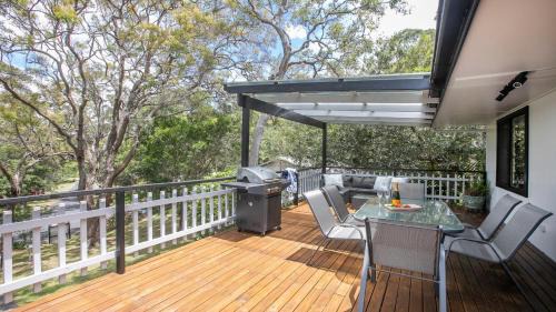 Pearl Beach House | Lil Pearl- 150mtrs to beach, late check out