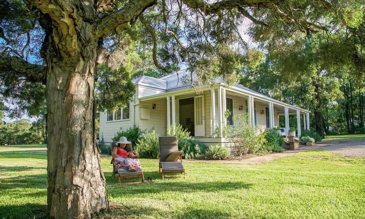 Lovedale House | Lillians on Lovedale