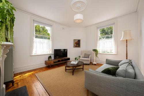 Fitzroy North Apartment | Limoncello in Fitzroy North