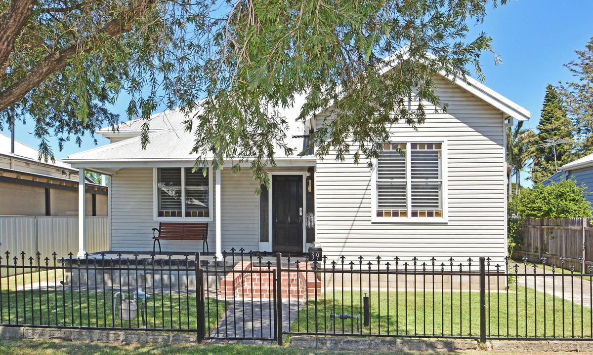 Cessnock House | Linda’s Cottage at the Hunter