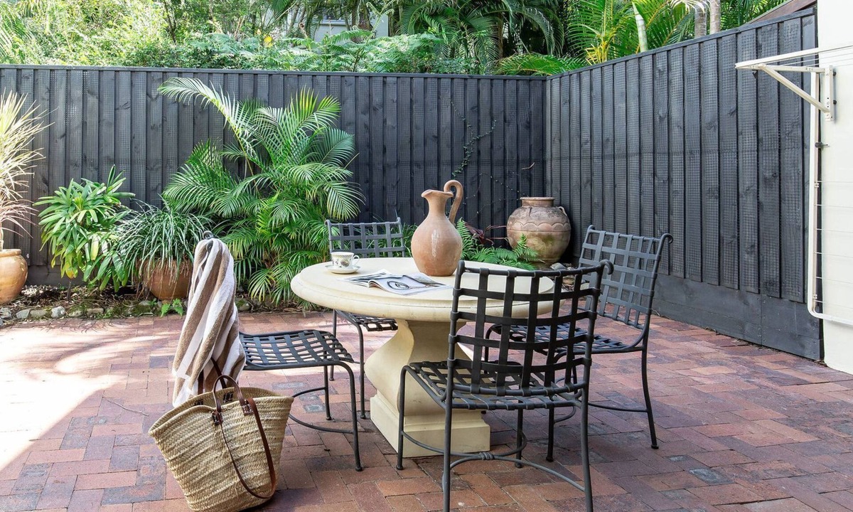 Noosa Heads Apartment | LITTLE COVE GEM - 1/13 MITTI STREET, LITTLE COVE