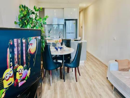Burwood Apartment | Little Getaway In Hearty Suburban
