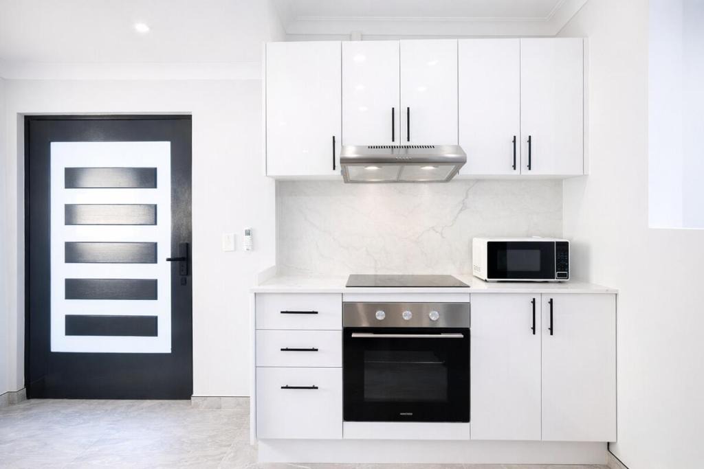 Liverpool Apartment | Liverpool CBD Modern 2BR Stay