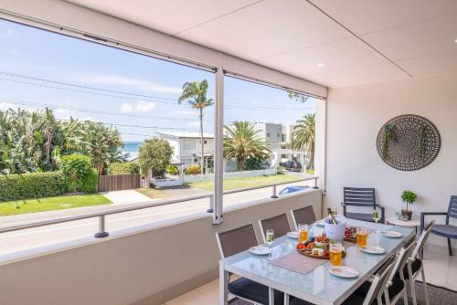 Corlette House | Living the dream, 7a Sandy Point Rd - views, air con, linen