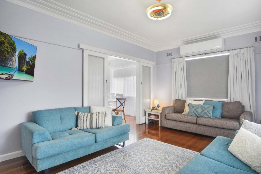 Harrington House | Lizzy Street Retreat - Walk to River, Pub & Club