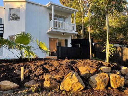 Sunshine Beach Apartment | Location Location, sunshine beach, 100 m to beach(HA3)