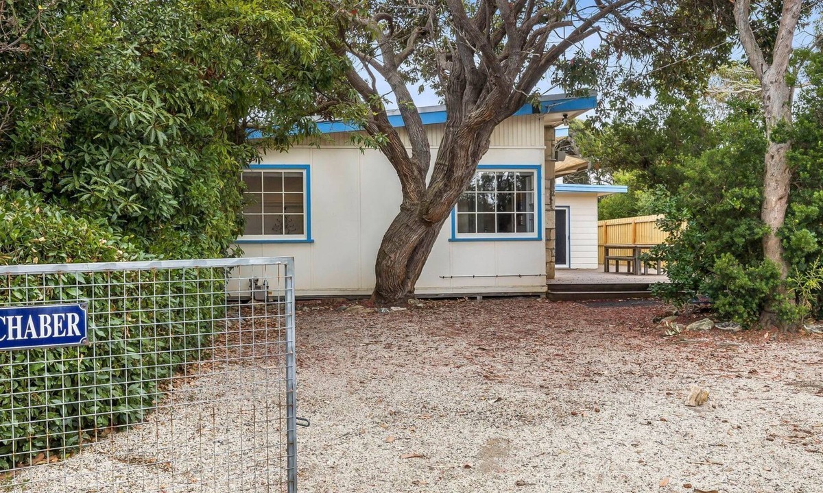 Point Lonsdale House | Lochaber in Point Lonsdale