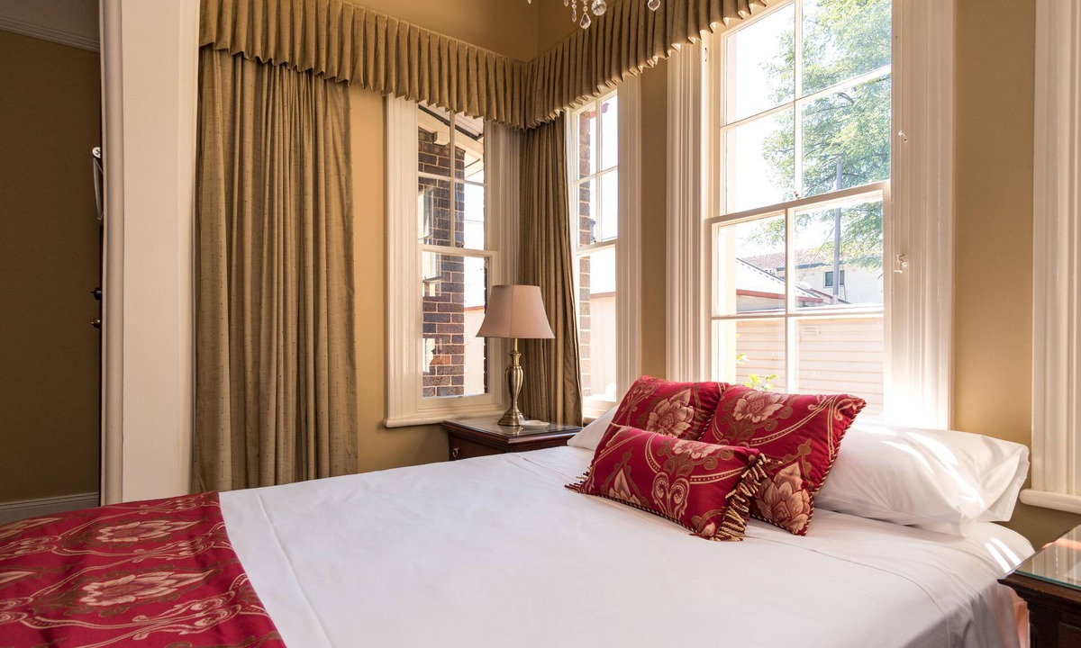 Armidale Bed & Breakfast | Loloma House