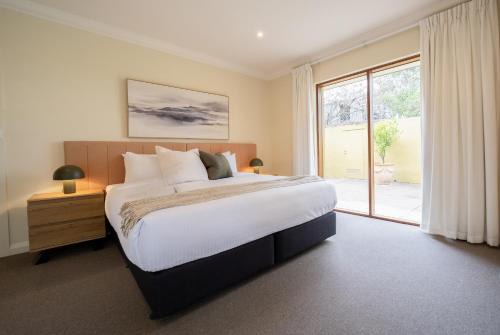 Macclesfield Bed & Breakfast | Longview Vineyard