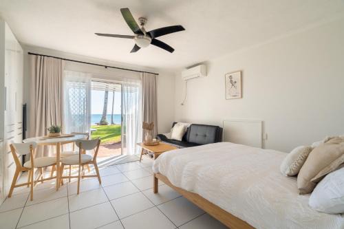 Dolphin Heads Apartment | Lousha Bach Dolphin Heads