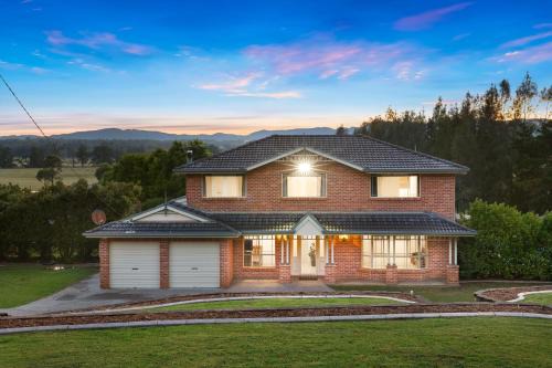 Lovedale House | Lovedale Escape 5br house