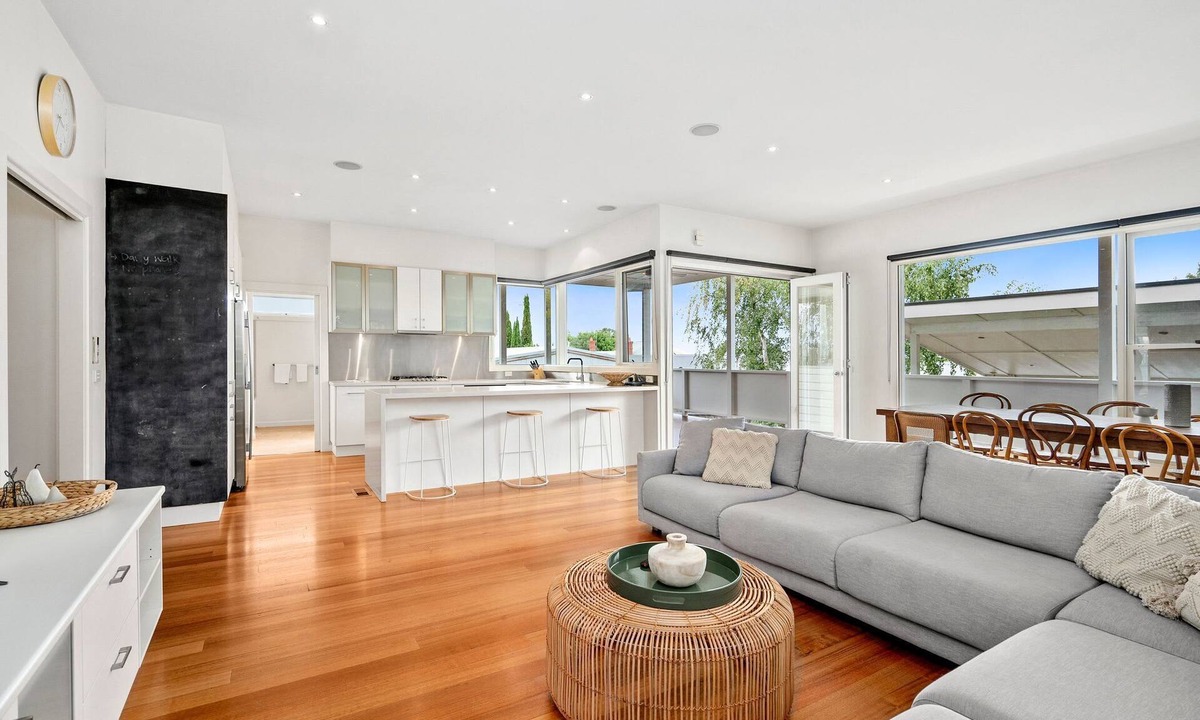 Newtown House | Luxe 4BR Family Sanctuary in Newtown
