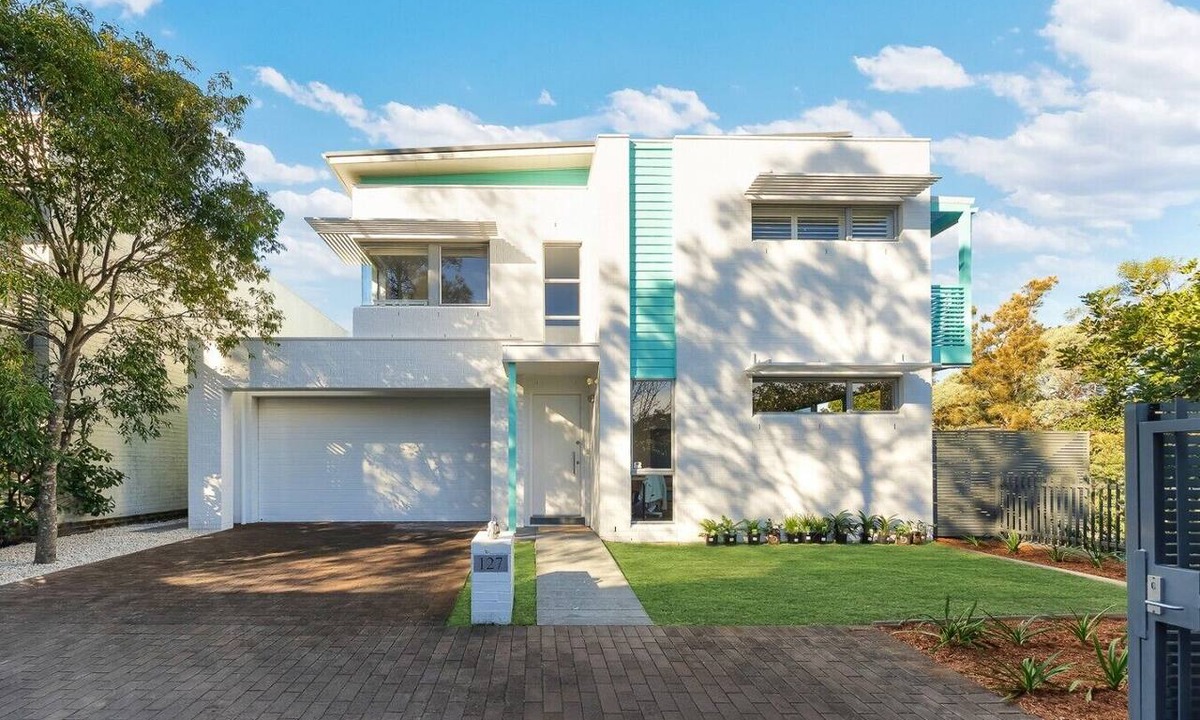 South Coogee House | Luxury South Coogee House | Media Room + Parking