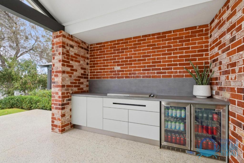 North Yunderup House | Luxury Waterfront Living in North Yunderup