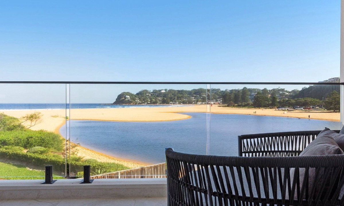 North Avoca House | Maggie's - Luxury Beach House | Accom Holidays
