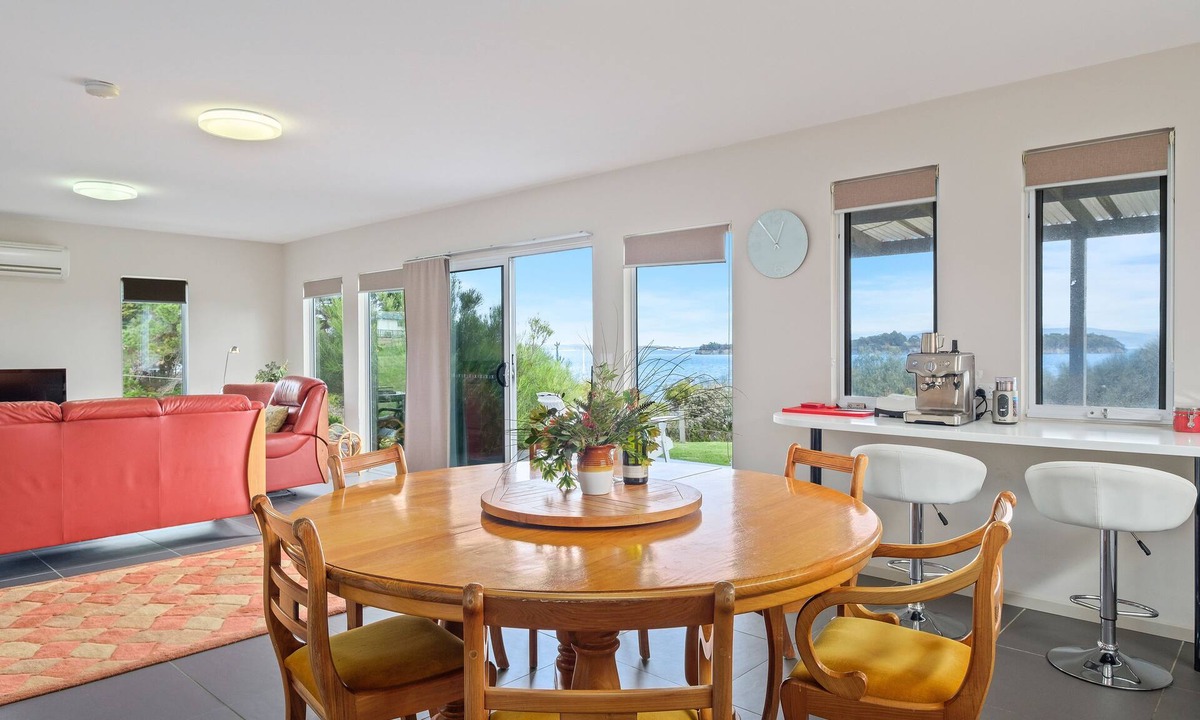 Alonnah House | Manfield Seaside Bruny Island