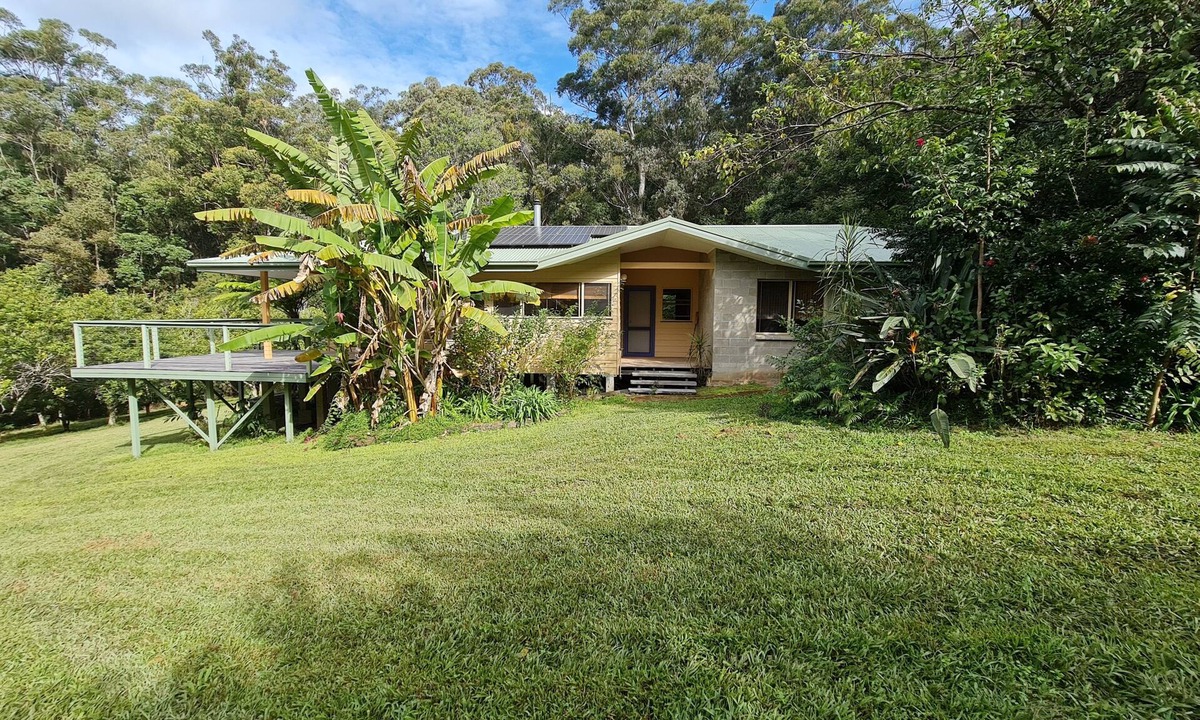 Yarrahapinni House | MARALANA - Welcome to Paradise