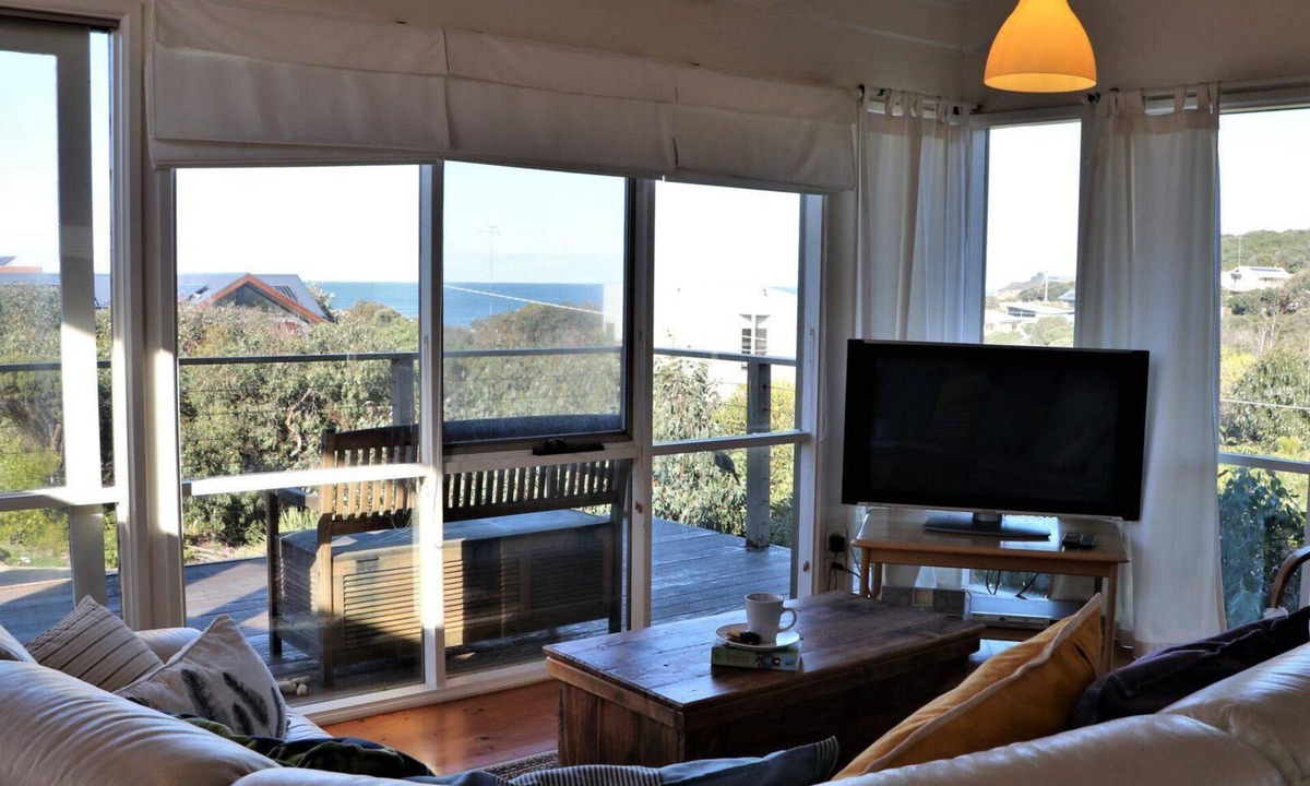 Surf Coast House | Marian's - Ocean Views & Easy Access To The Beach