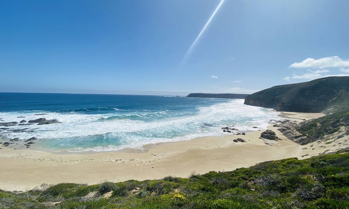 Marion Bay House | MAZZA BAY RETREAT - Close to Beaches & Innes National Park