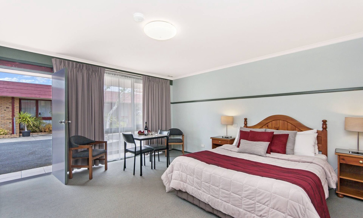 Portland Hotel | Melaleuca Motel