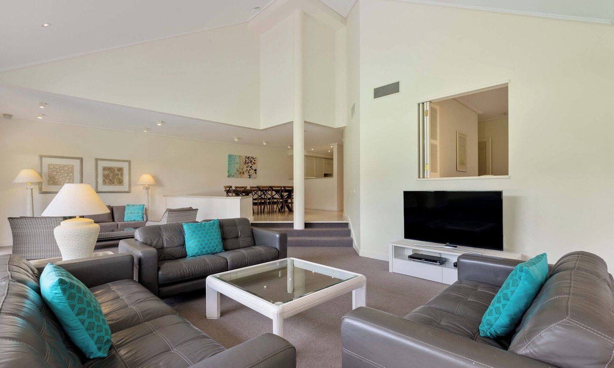 Port Douglas Villa | Mirage Resort Villa 434 with access to Sheraton Facilities