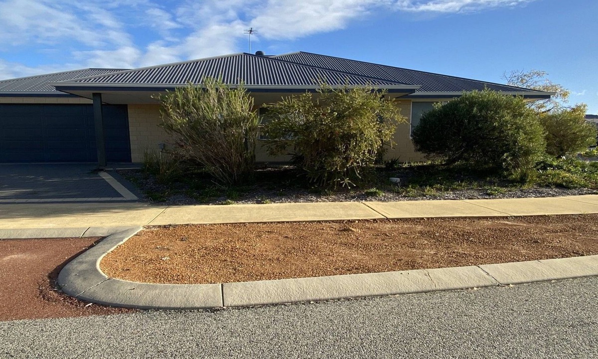 Jurien Bay House | Miss Boronia, 24 Boronia Turn