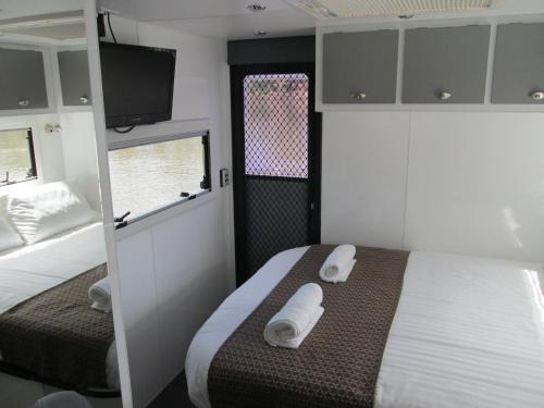Moama Boat Rental | Moama on Murray Houseboats