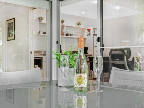 Boomerang Beach House | Mobys Beach house 11