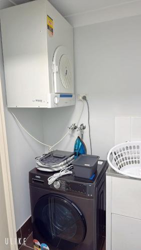 Parramatta Apartment | Modern 2 Bedroom Apartment with Parking Central Parramatta