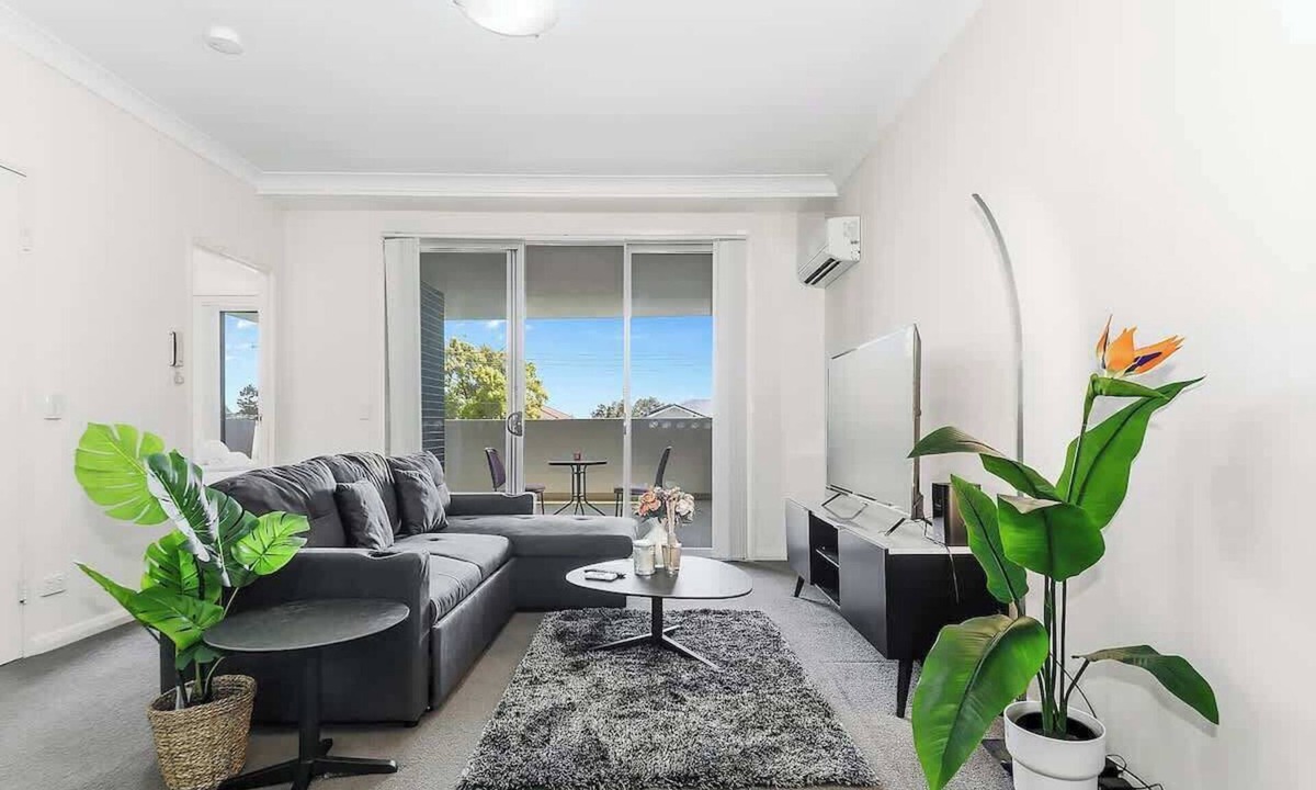 Westmead Apartment | Modern 2BR Apartment in Prime Westmead Location
