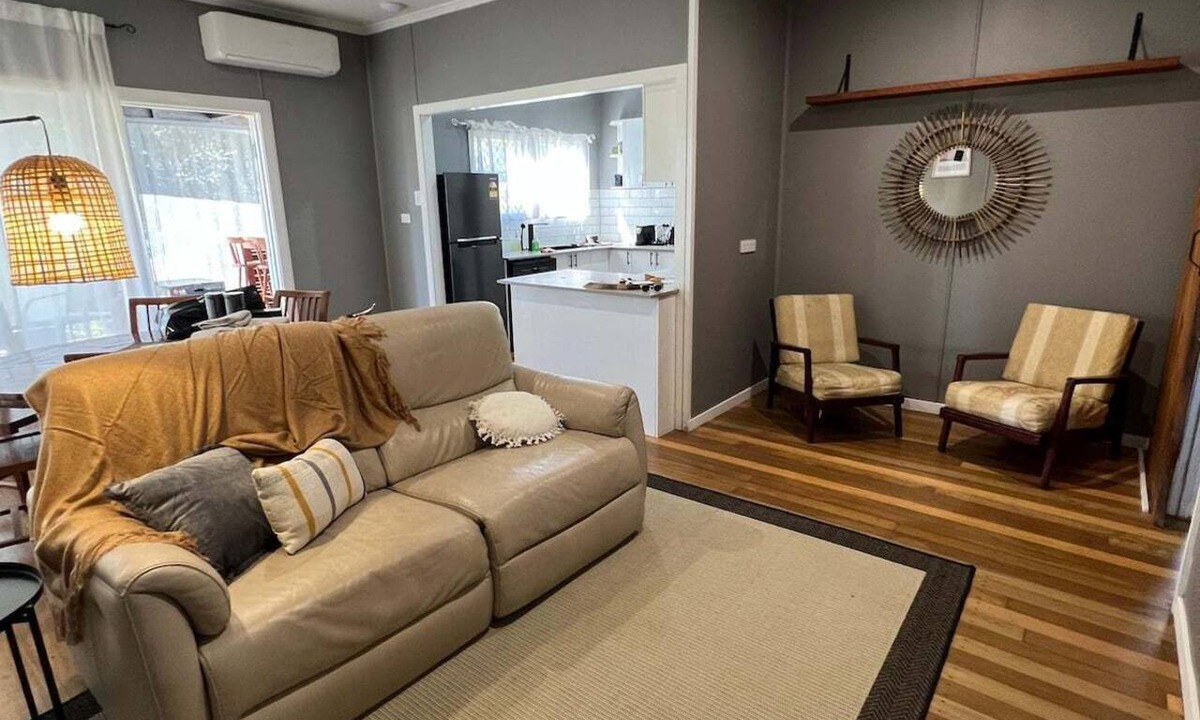 Gulliver Apartment | Modern and Stylish 3Bed 2Bath home Townsville