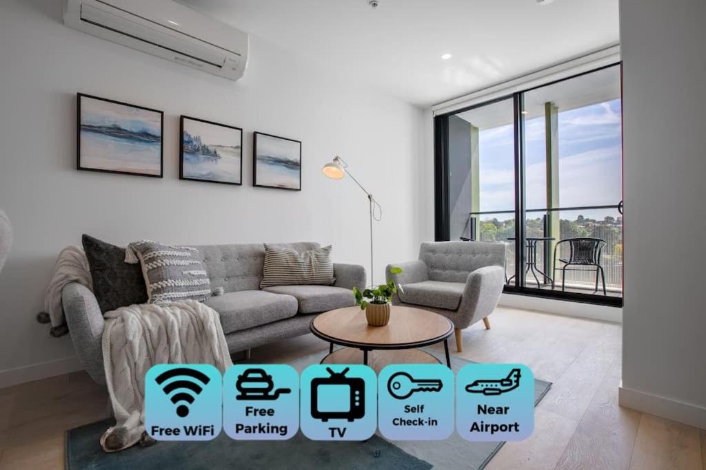 Parkville Apartment | [Modern City] Comfy and warm Apt@Parkville+Carpark