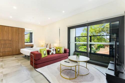 Marrickville Apartment | Modern Marrickville Studio 10 Min Walk to Train