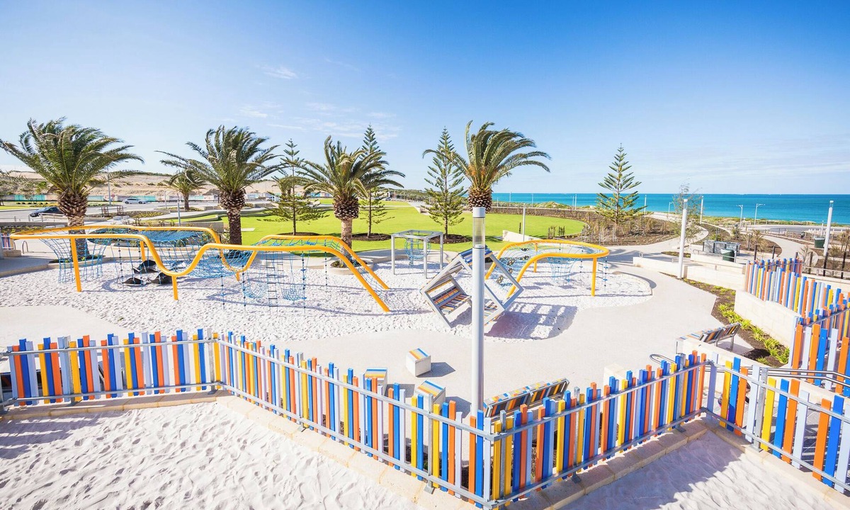 Jindalee House | Modern Stylish Beach 4 bed 2b House close to the Beach!