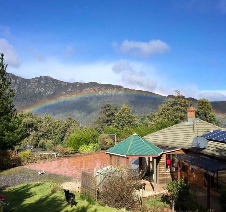 Staverton House | Mountain Dreaming Farm 山居