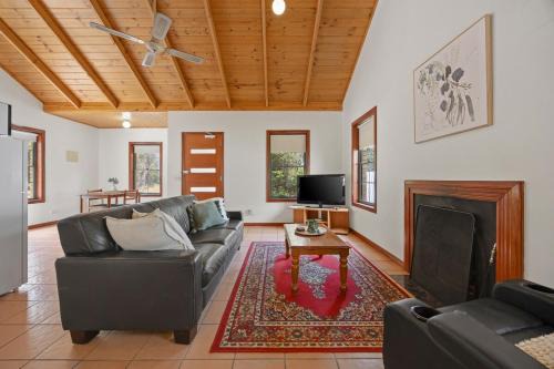 Halls Gap Villa | Mountainside Villa One