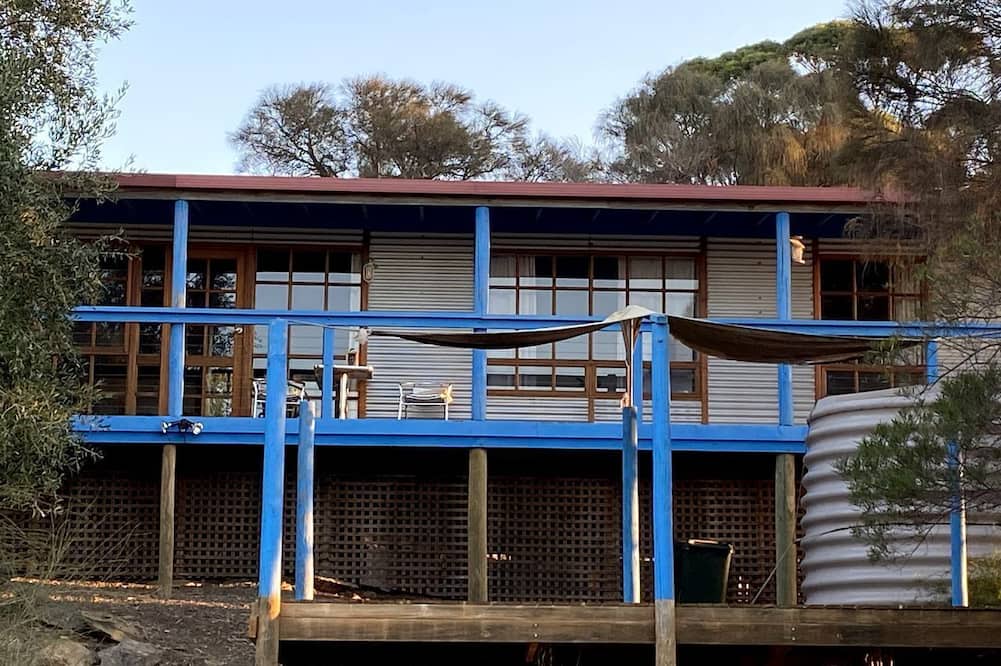 Penneshaw Cabin | Nature Escape in a Glamping Cabin on Kangaroo Island, Australia