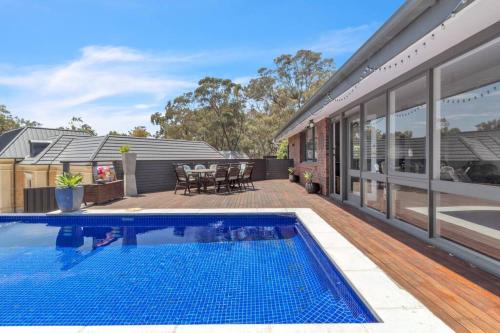 Burnside House | Nature's Edge - A Parkland Escape for Families