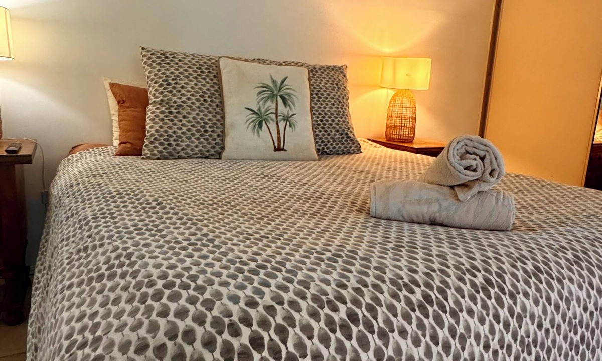 Port Douglas Apartment | New seabrook beach studio by the sea 🏝️