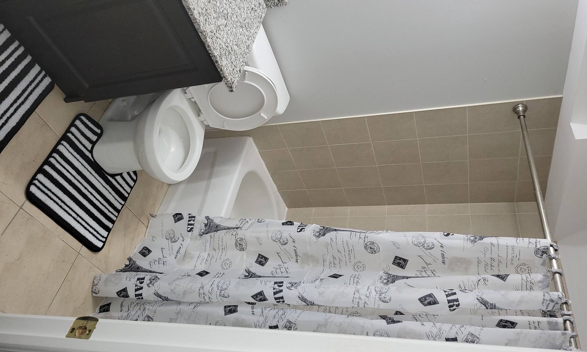 Mount Pleasant Apartment | NEWLY BUILT ENTIRE BASEMENT APARTMENT IN BRAMPTON BY MOUNT PLEASANT GO STATION