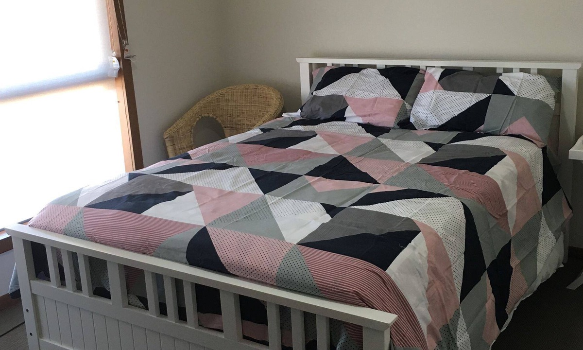 Moonta Bay House | Nichgeorge - Homestay accommodation