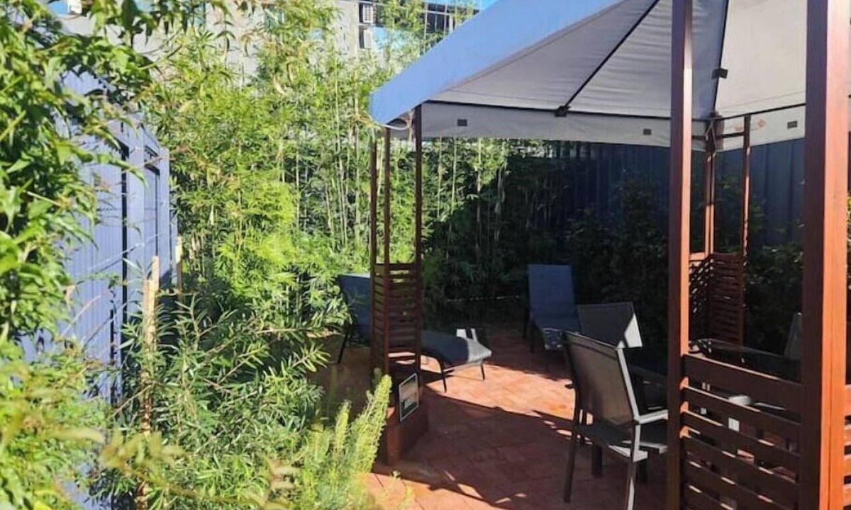 North Adelaide Cottage | North Adelaide, Festival Theatre, Adelaide Oval, Golf, Zoo, Botanic Gardens