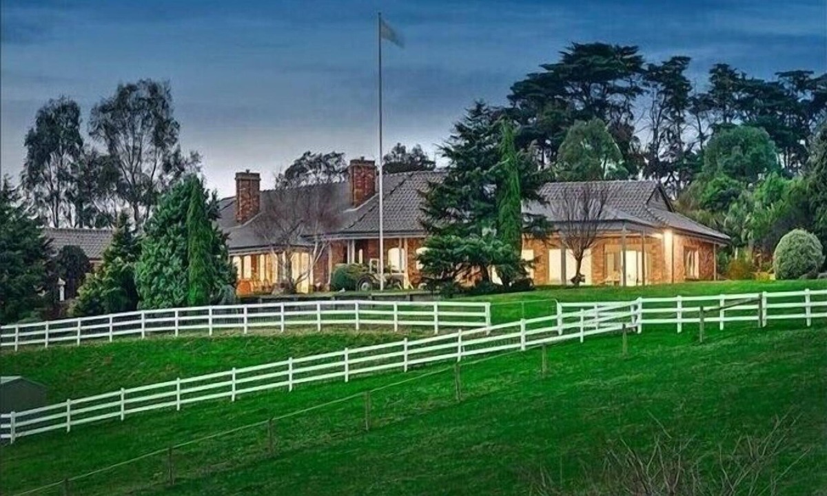 Chirnside Park House | Oak Hill Estate - Main House plus Cottage